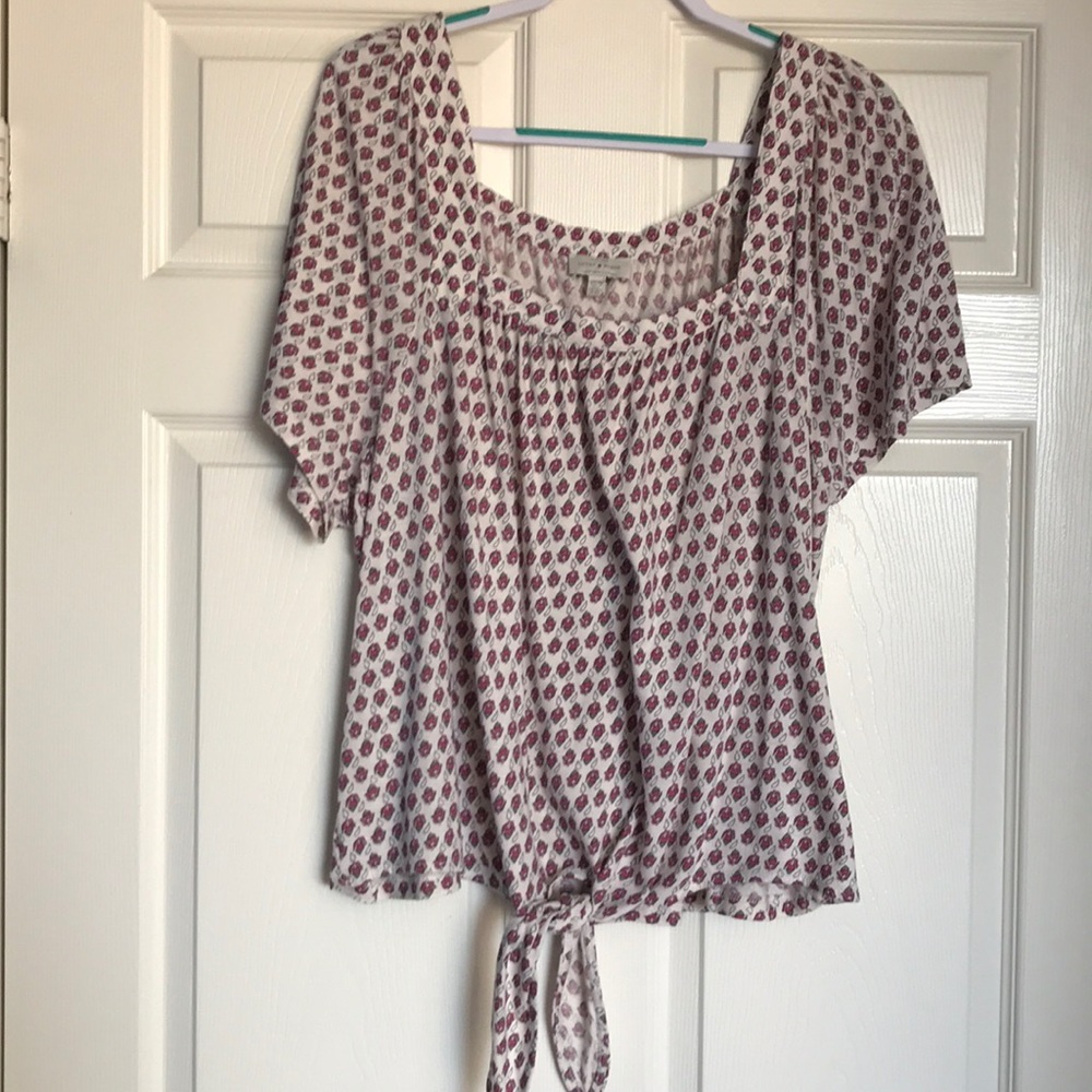 Pretty Tie Front Top 2XL Lucky Brand